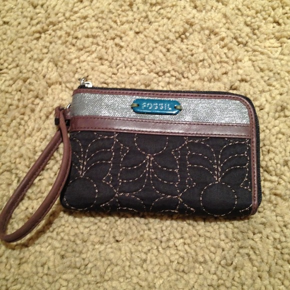 Fossil Wristlet