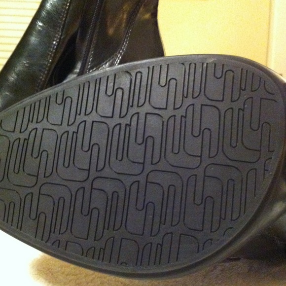 SOLD!!!!!!!!! Gorgeous Franco Sarto boots!!!! - Picture 2 of 4