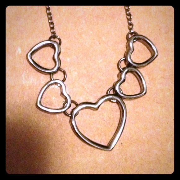 New Heart necklace - Picture 1 of 3