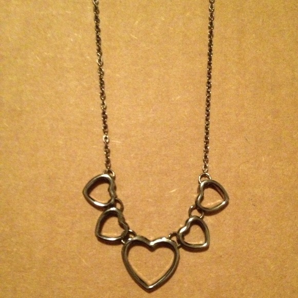 New Heart necklace - Picture 2 of 3