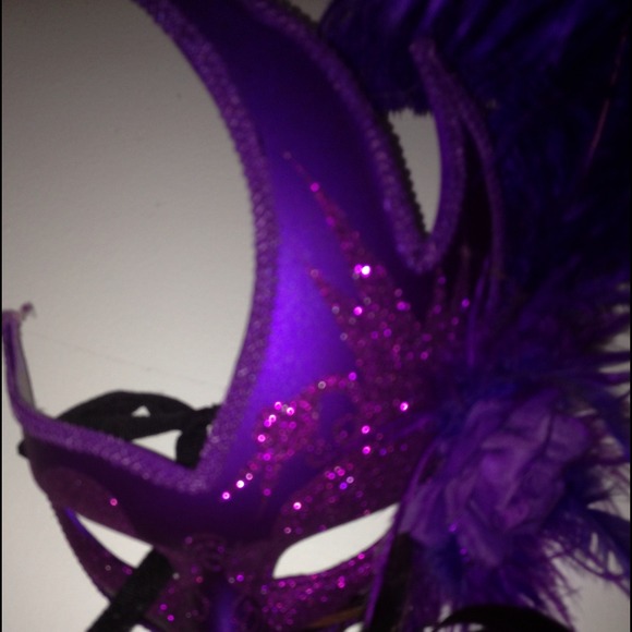 Purple Glitter Mardi Gras Mask
