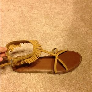 American Eagle sandal