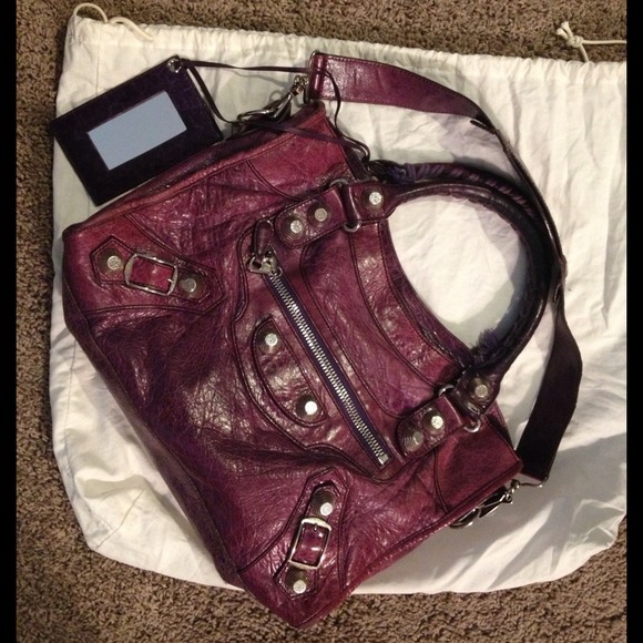 ( SOLD) Authentic Balenciaga Giant 12 city