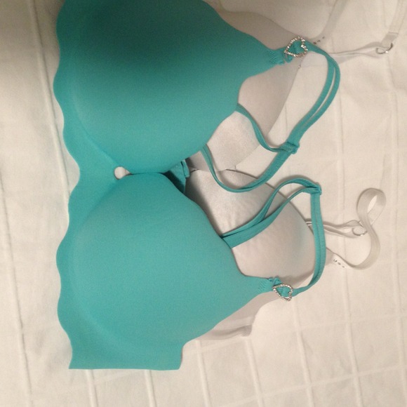 🔹SOLD🔹 💕Victoria's Secret Bras💕