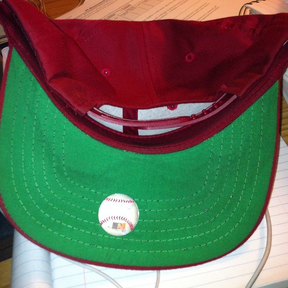 Vintage baseball snap back , Burgundy, clean - Picture 2 of 3