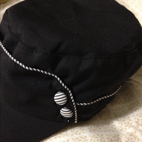 HAT - Picture 3 of 3