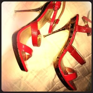 Michael Antonio Red strap and gold heels sz 7