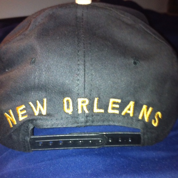 New Orleans saints snap back - Picture 2 of 3