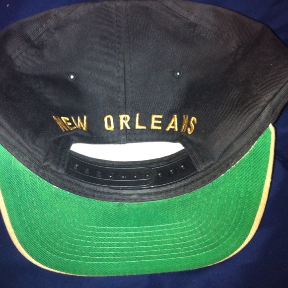 New Orleans saints snap back - Picture 3 of 3