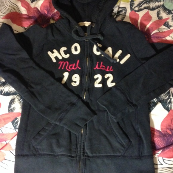 *SALE*Hollister zip-up hoodie sweater - Picture 3 of 3