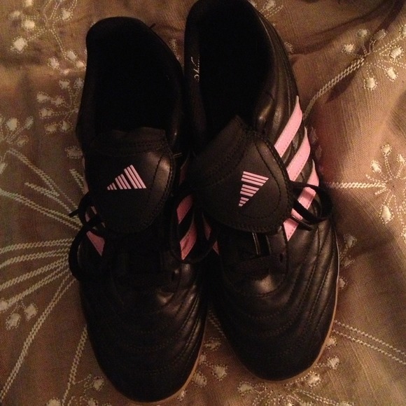Adidas indoor soccer shoes