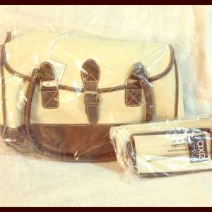 🎉REDUCED - Khaki & Brown Matching Handbag Set