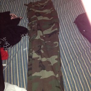 camo cargo pants 34/32