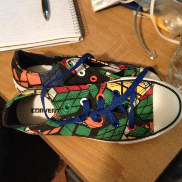 Converse (New) Rubiik's Cube❤ price lowered!❤🎈 - Picture 1 of 2