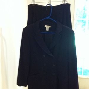 ⭐RESERVED⭐Ann Taylor Petites Navy Blue Suit