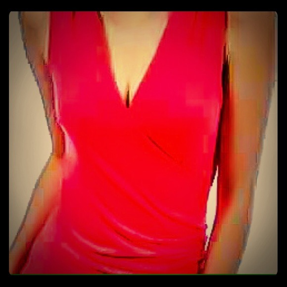 Very cute, Candy Apple Red shirt. SZ.  Small