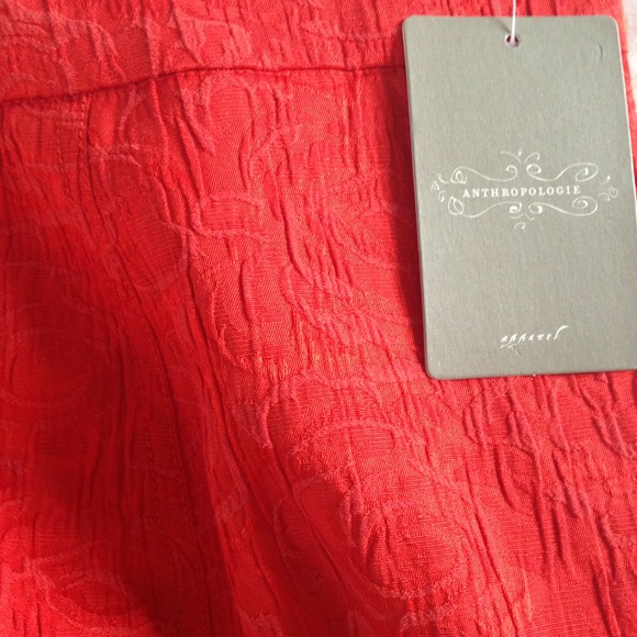 CLOSET CLOSED - Picture 2 of 3