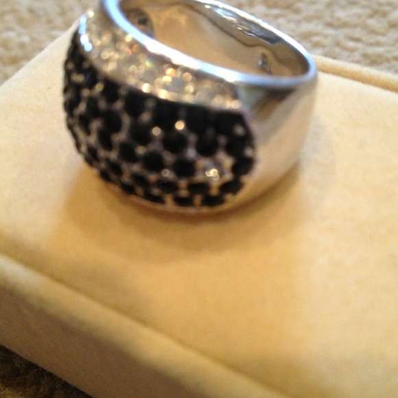 Crystal ring - Picture 2 of 2