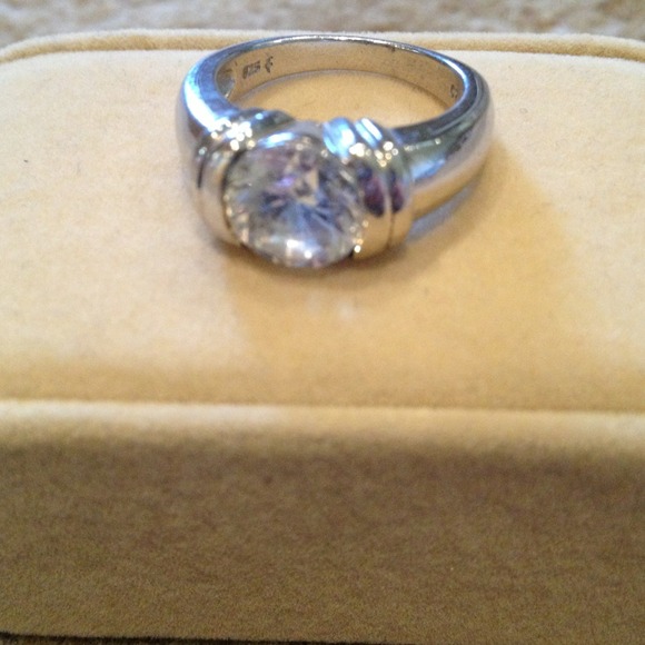 .925 silver ring - Picture 2 of 2