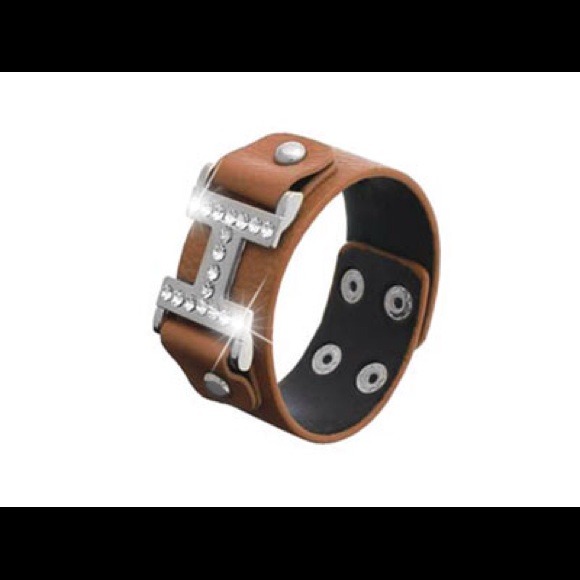 Designer leather bracelet 18.00 - Picture 1 of 1