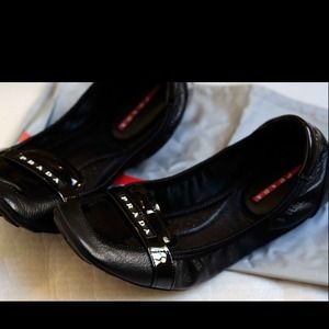 💢SOLD💢Prada scrunch ballet flats
