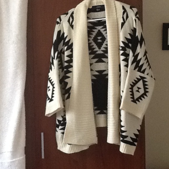 Sweaters - Oversize aztec sweater