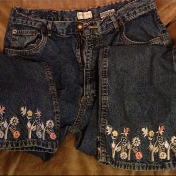 Bugle boy capris