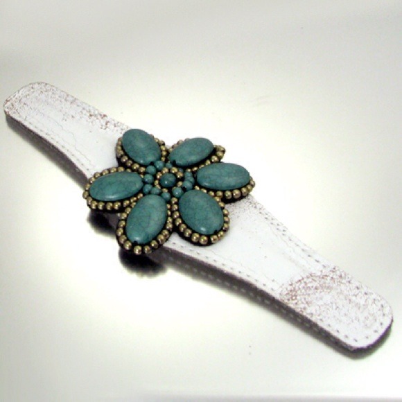 Ralph Lauren meets boho chic bracelet 24.00 - Picture 1 of 1