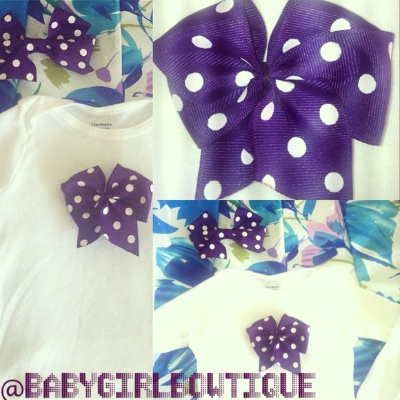 Matching bow and shirt set!