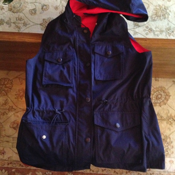 Traded!! Ralph Lauren vest /Coach purse!!!