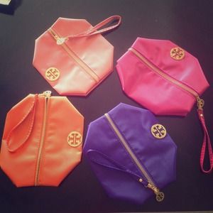 Tory burch cosmetic bag