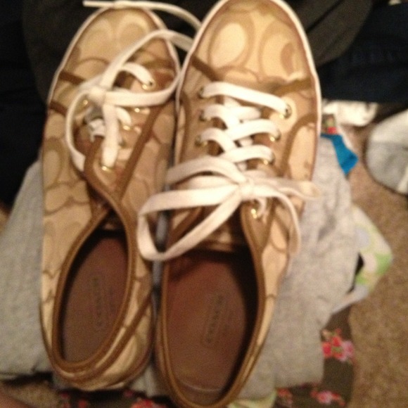 Coach shoes