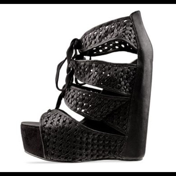 Senso "RuzzY" Black Shoe