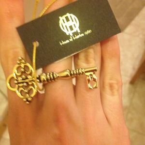 House of Harlow key ring