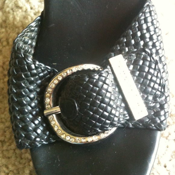 High heels - Picture 3 of 4