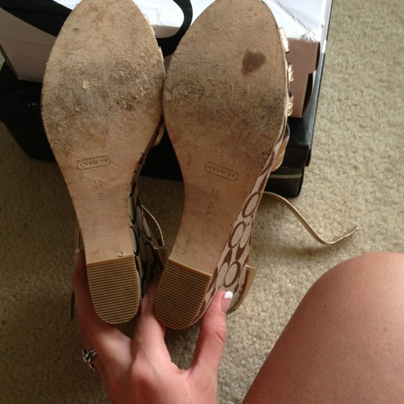 Gold Coach wedge sandals - Picture 2 of 2