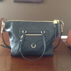 100% authentic Louis Vuitton Lumineuse bag