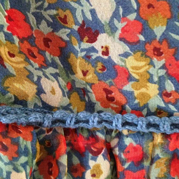 Papaya shorts that look like a skirt - Picture 2 of 3