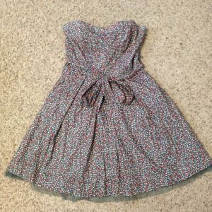 AE strapless dress tiny flowers, boning, netting
