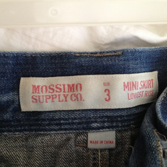 Mini skirt - Picture 3 of 3