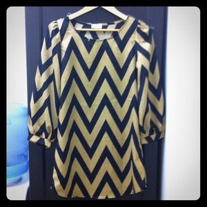 💟Reduced💟Chevron beige and black dress