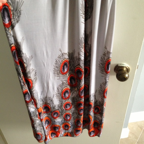 New Dress - Picture 3 of 4