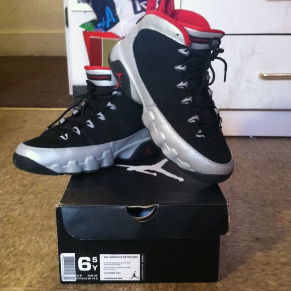 Gently used - Picture 1 of 4