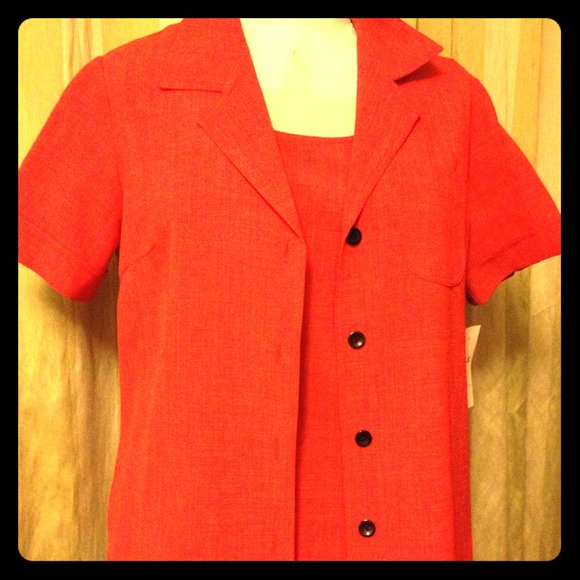 Orangy coral jacket blouse with tank top