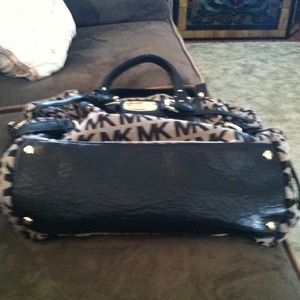 MK purse