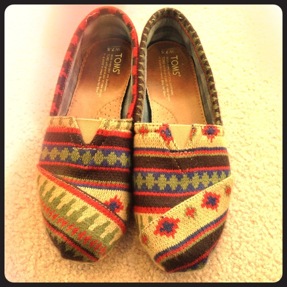 Tribal toms