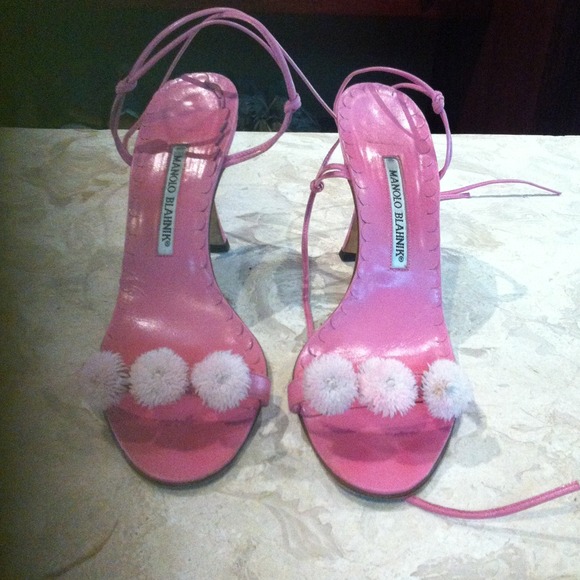 Pink Manolo Blanick heels size 40