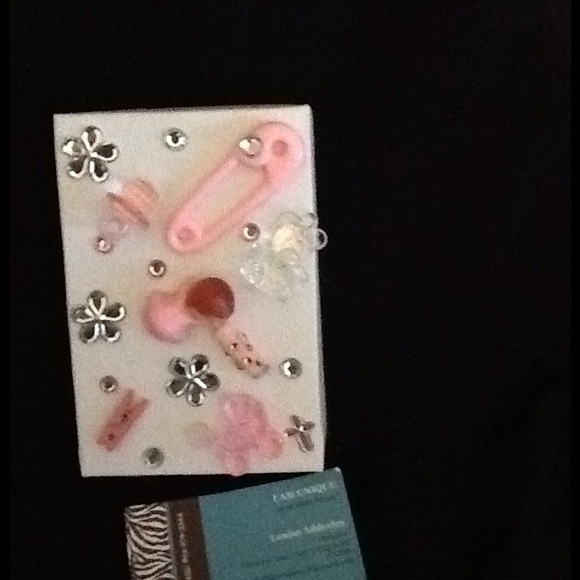 Designer Gift Boxes - Picture 2 of 4