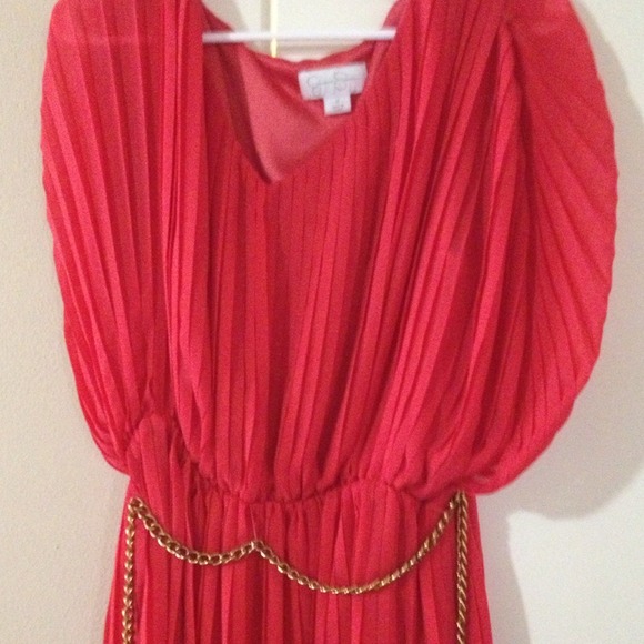 SOLD to @tinab209