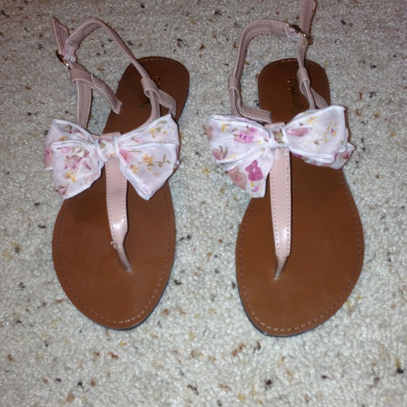 Shoes - NEW! Pink Flats! $15